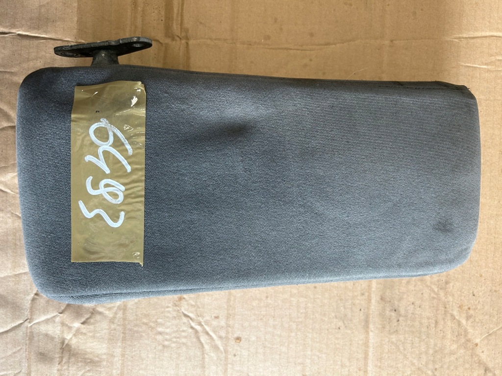 Купить Mercedes w124 подлокотник сиденье водителя niebieski