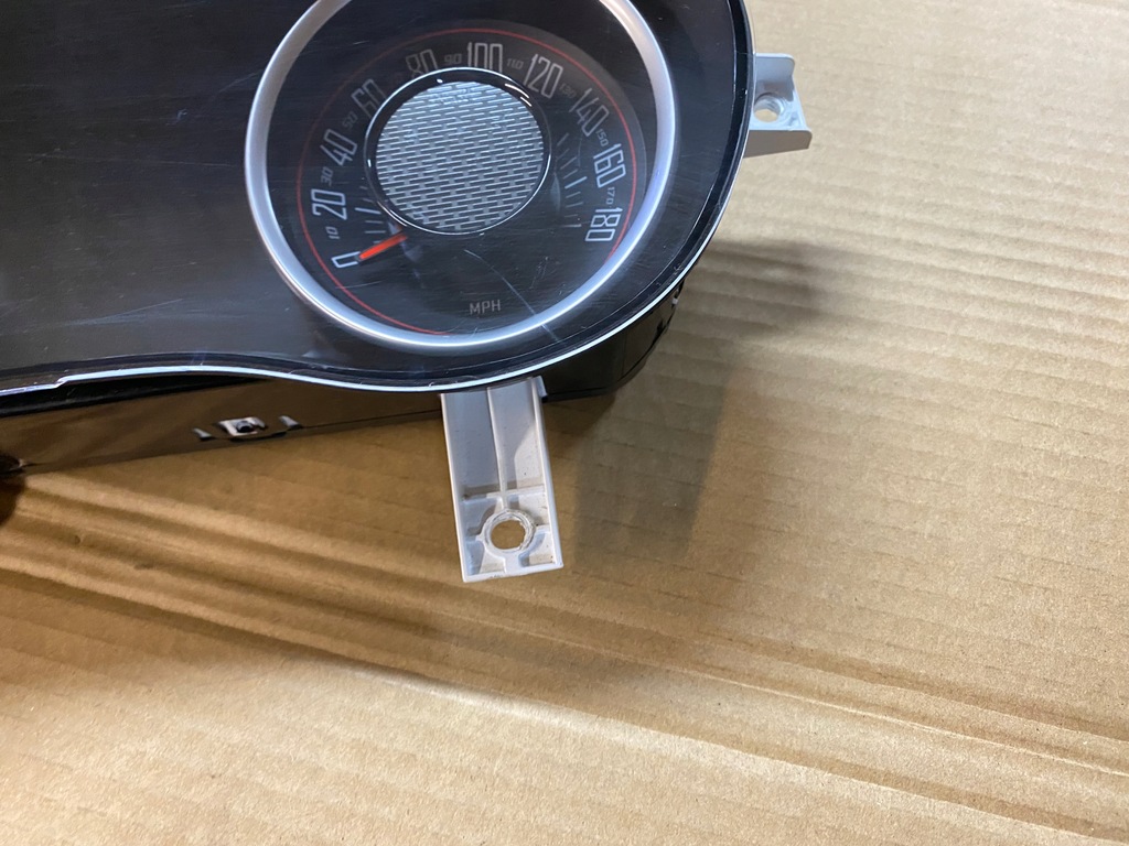 фото №8, Лічильник прилади dodge challenger srt 6.4