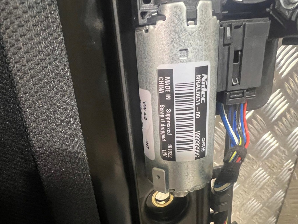 фото №8, Audi q7 4m 2018 люк комплект 4m0877041d