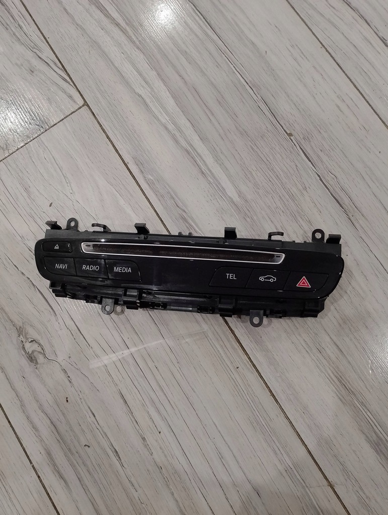 фото №1, Панель радио mercedes w253 w205 a2059054601