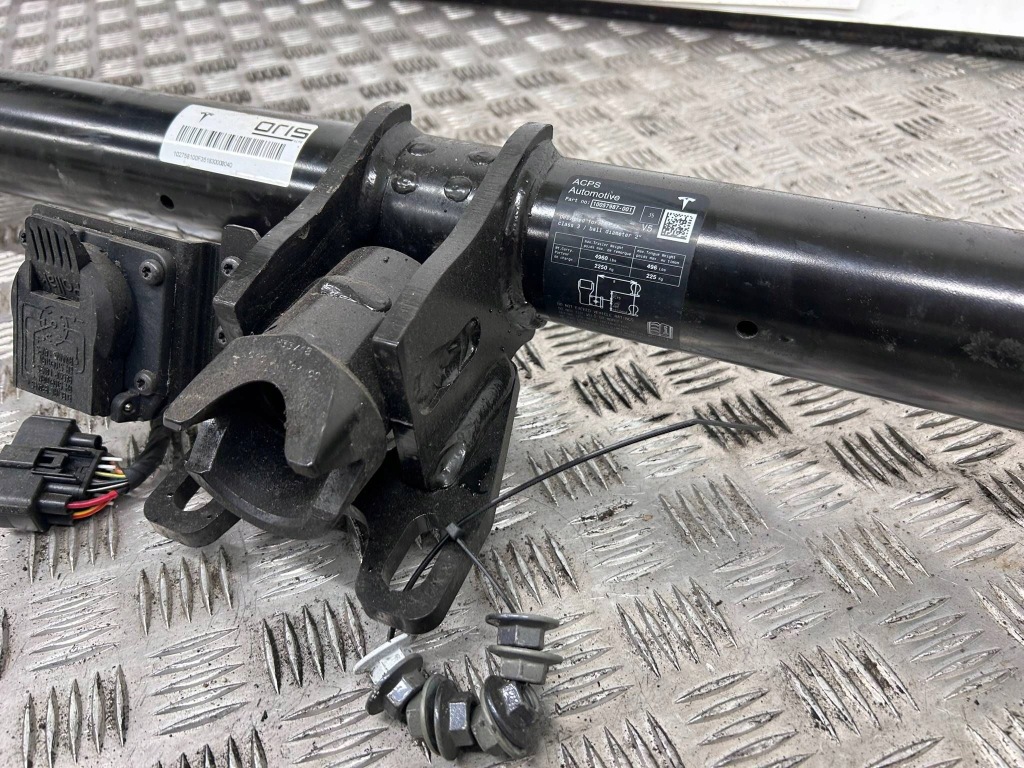 Набір фаркоп do причепа tesla model x 102758100f Недорого