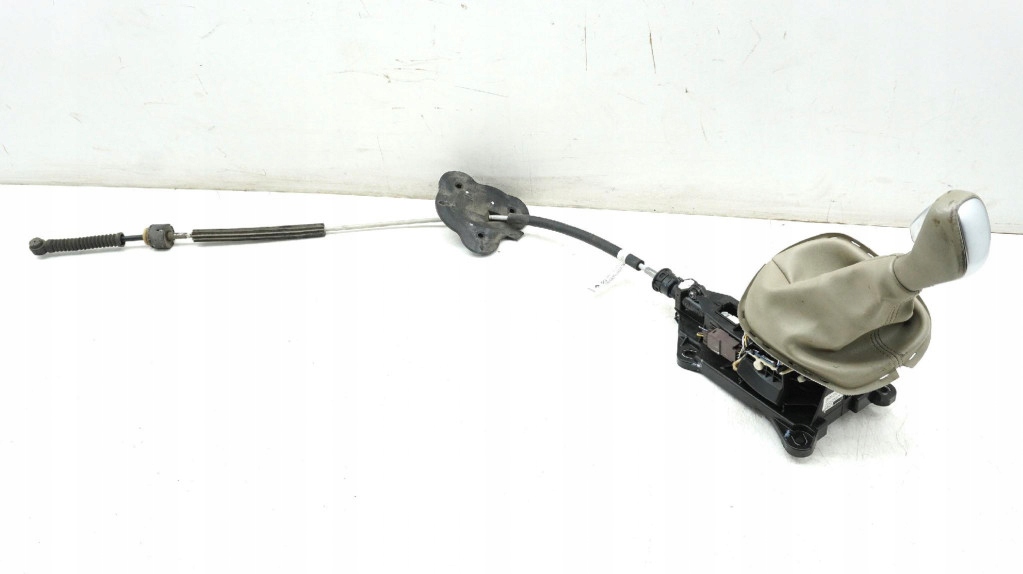 фото №1, Домкрат выборщик передач автоматическая коробка передач renault scenic iii 2.0 8200792999