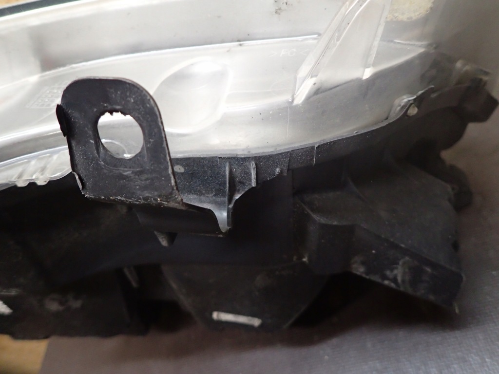 фото №5, Лампа лампи перед citroen c4 ii 2 10-