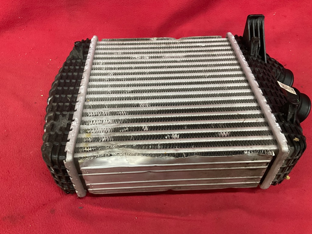 фото №8, Інтеркулер maserati ghibli iii levante quattroporte лівий