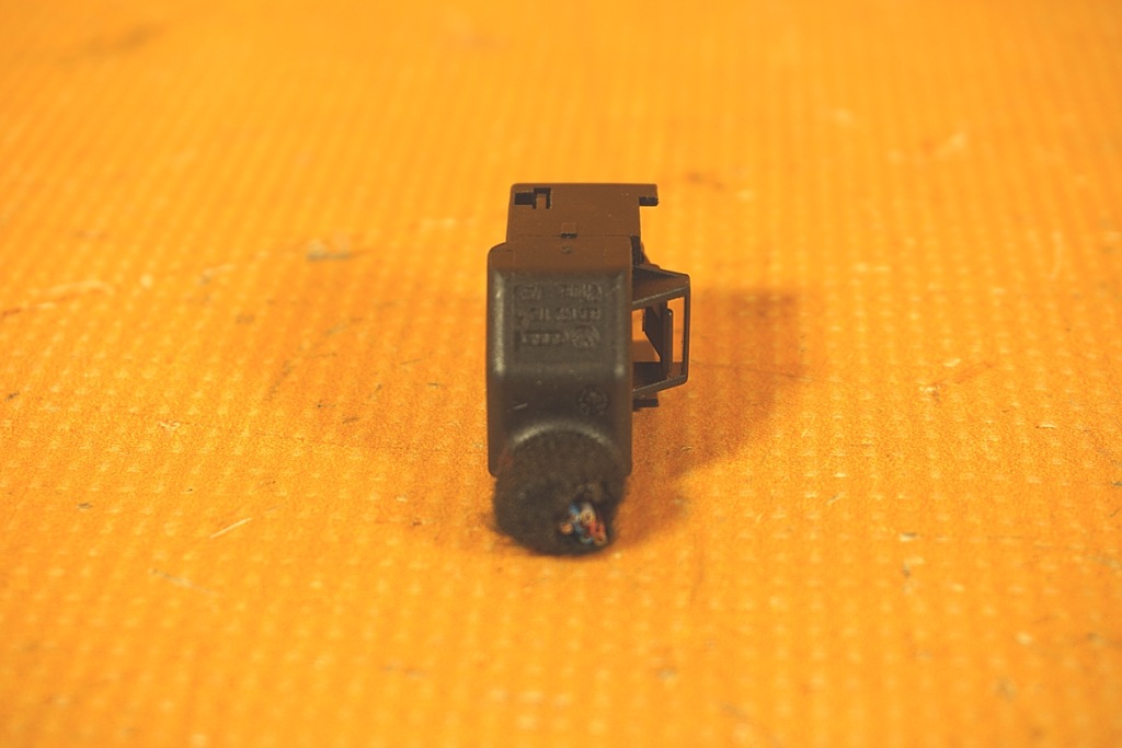 фото №8, Audi q5 8r lift 47km оригинальная штекер колодка электрическая 8e0972112a