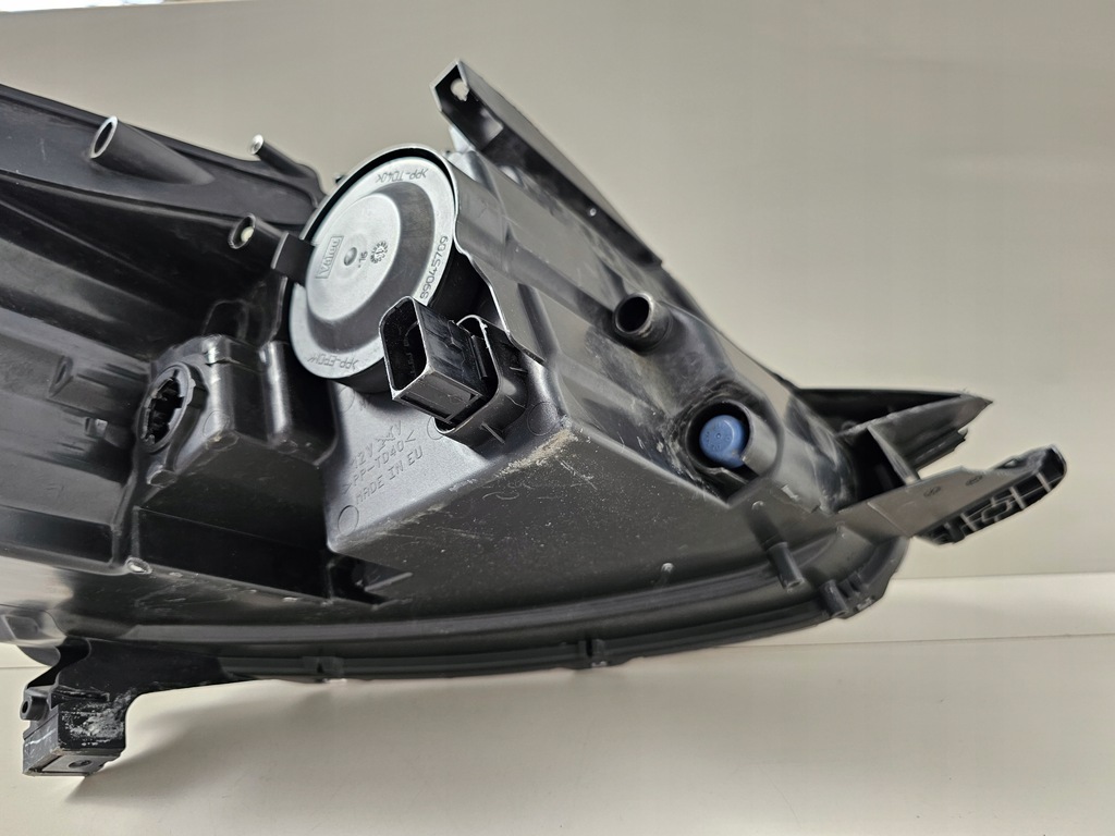 фото №14, Peugeot 2008 лампа передняя левая 9677810180