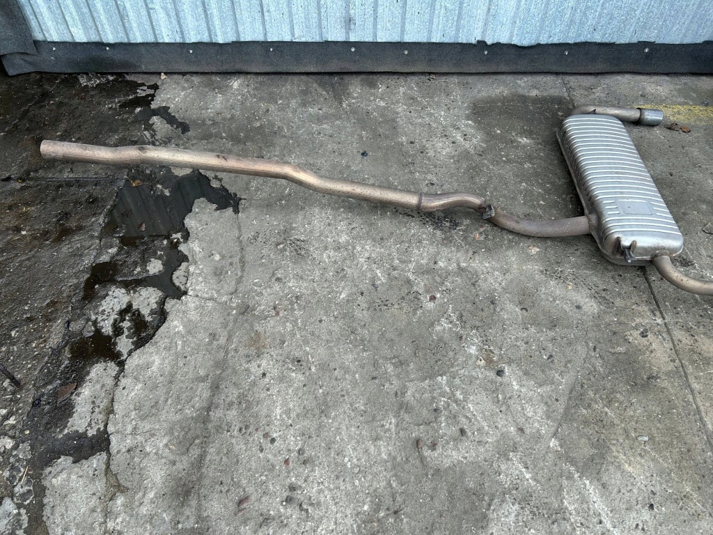 Купити Гасник вихлоп труба комплект bmw x1 f48 2.0d 8577094