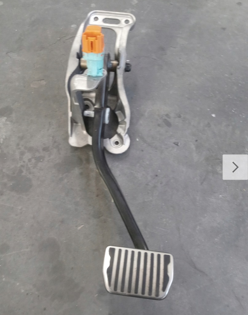 фото №1, Педаль газа velar l560 j8a2-9f836 ab