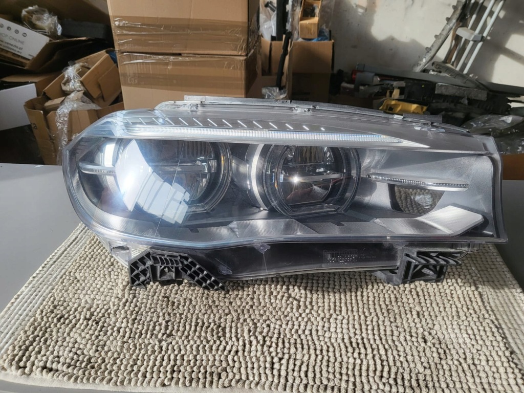 фото №1, Bmw x5 f15 x6 f16 лампа правая перед адаптивный led оригинальная