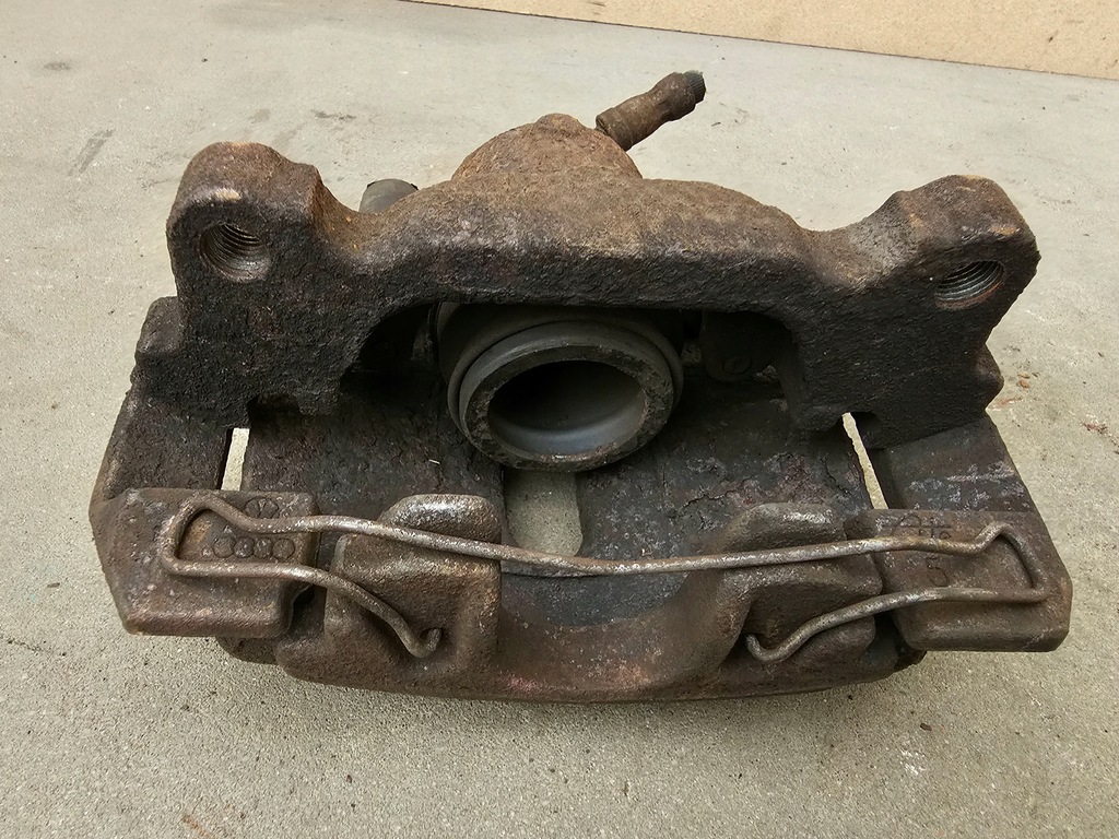 фото №7, Vw scirocco 08-14 суппорт тормозной правый перед