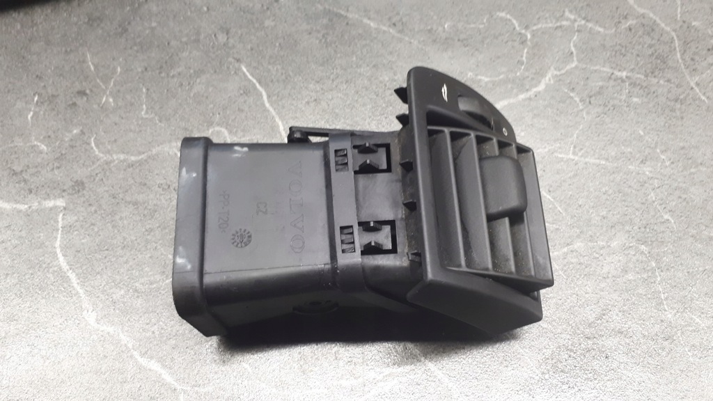 фото №10, Решётка обдув volvo c30 s40