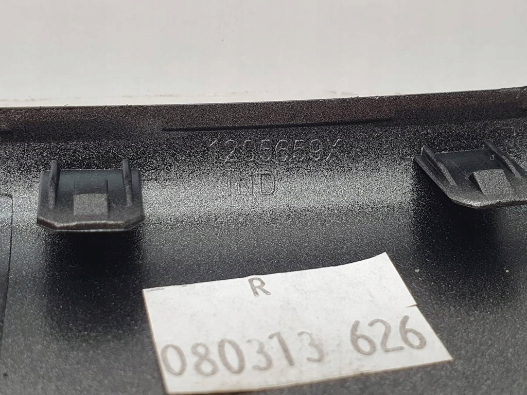 фото №8, Рамка радіо панелі середня 1205659x dacia sandero ii