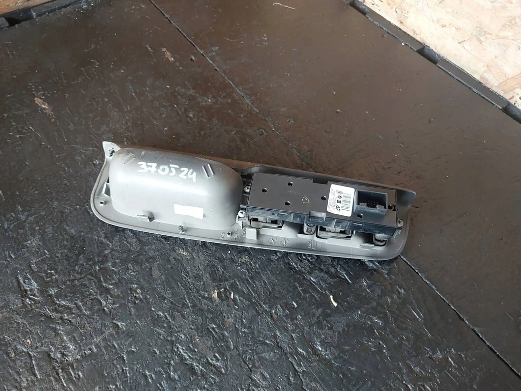 фото №8, Переключатель окон водителя seat alhambra mk1 7m3959857b ym2114a132abw