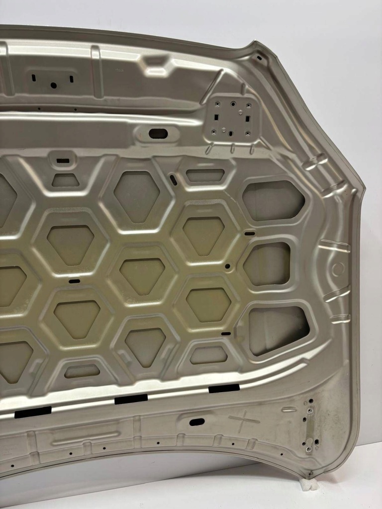 фото №11, Volvo xc90 ii капот 719 светящийся sand 31352866