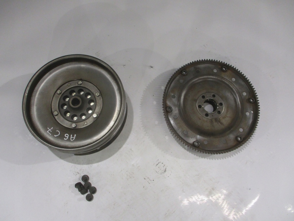 фото №1, Зчеплення диск притиск колесо маховик kpl audi a6 c7 2.0 tdi 0aw105317al