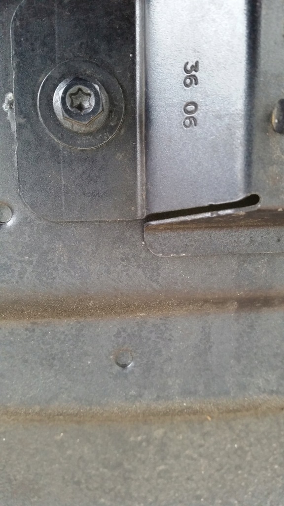 фото №5, Капот renault clio iii 3