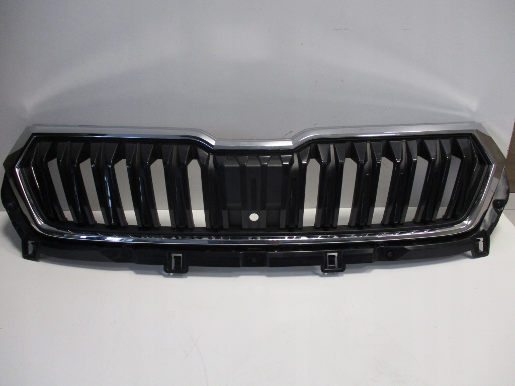 фото №1, Решётка радиатора решётка радиатора skoda karoq 57a853653g pod камера