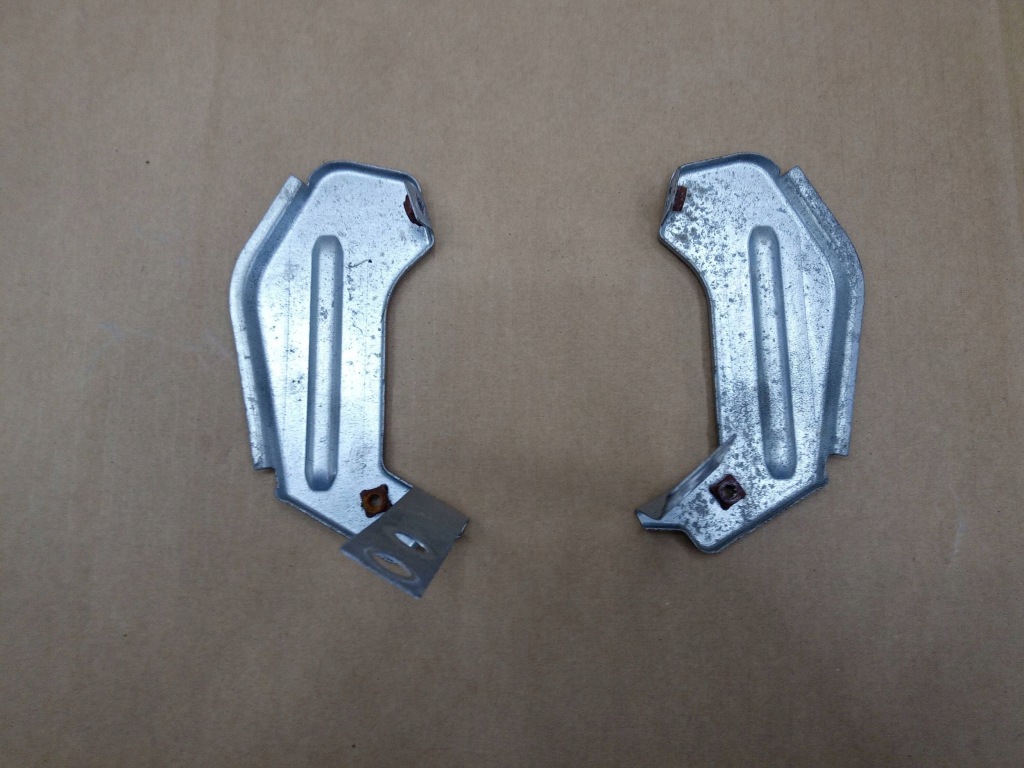 Купити Volvo v40 ii 2016 кронштейн напрямна лампи кронштейн