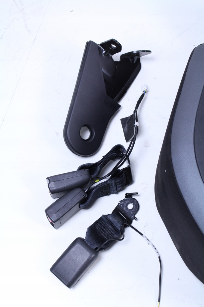 фото №11, Заднее сиденье сиденья kpl. nissan juke ii f16 23r.