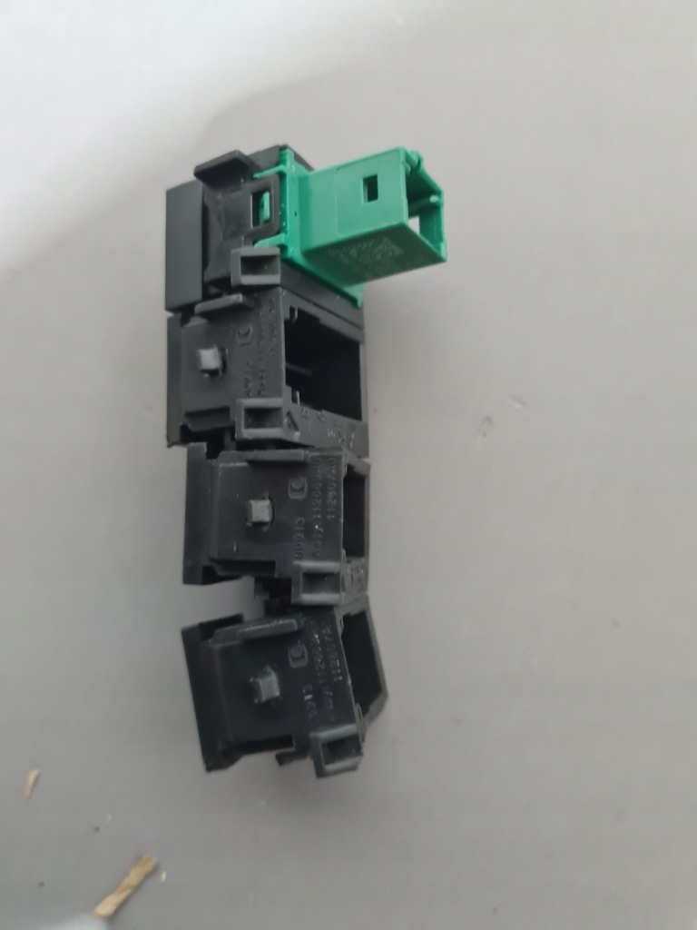 Перемикач кнопка асистент поперечина руху citroen peugeot opel 98170269zd Доставка