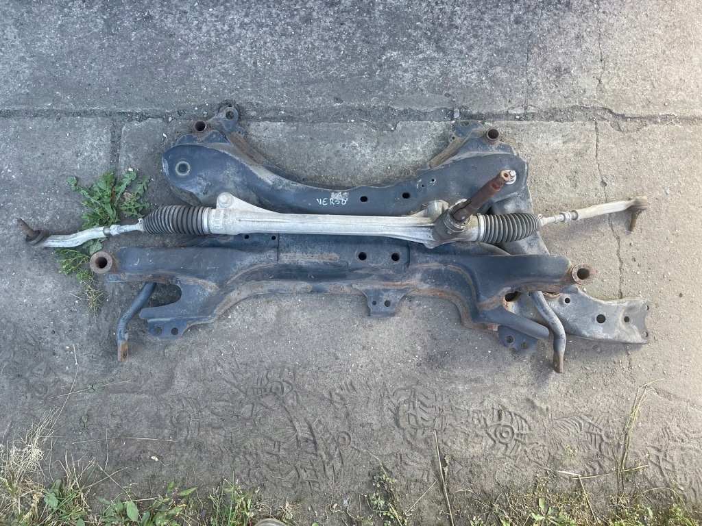 фото №1, Toyota verso подрамник рычаг рулевая рейка комплект 2009-2017