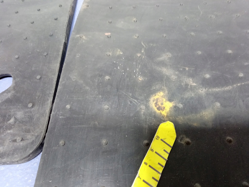 фото №6, Renault clio v обшивка резиновые коврики комплект cik car