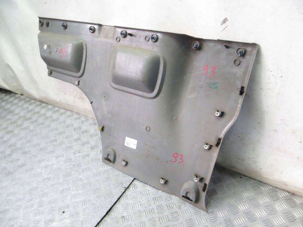 фото №8, Trafic vivaro ii обивка обшивка правый задняя 8200053235