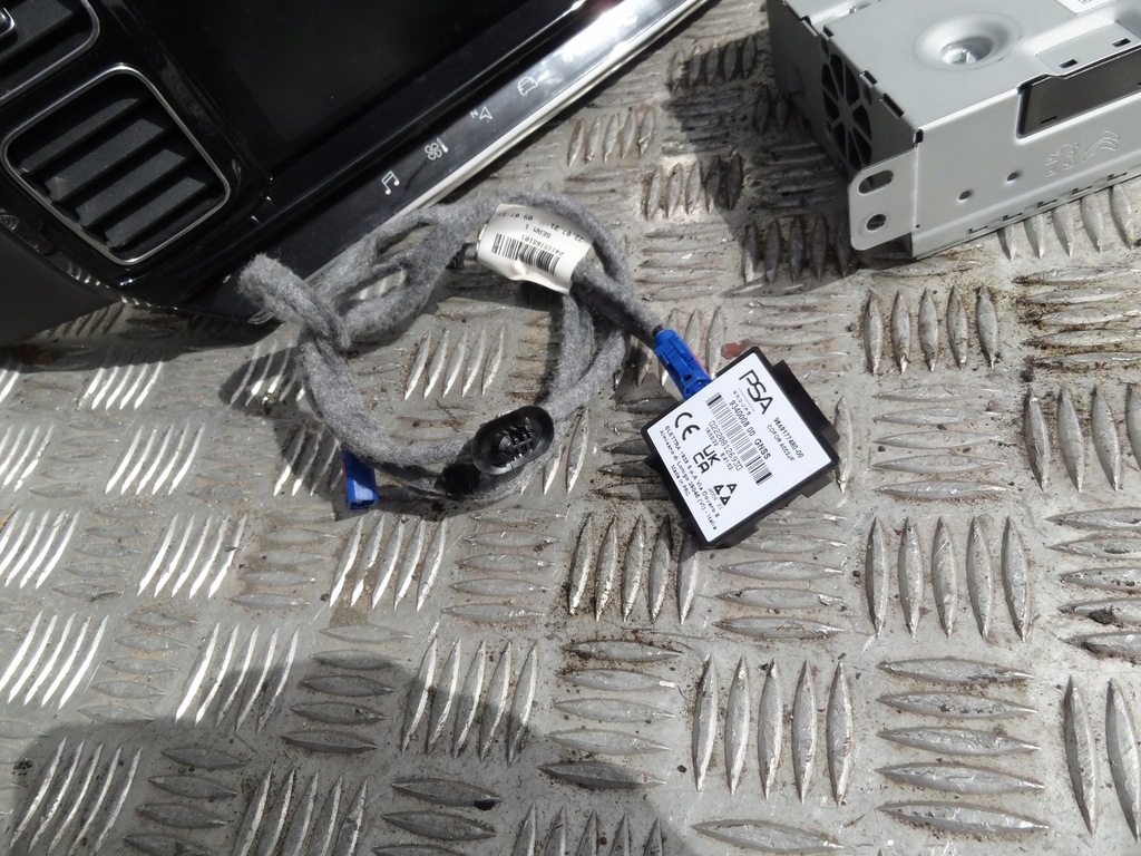 фото №4, Citroen c5 aircross 2022 радио навигация дисплей europa оригинал