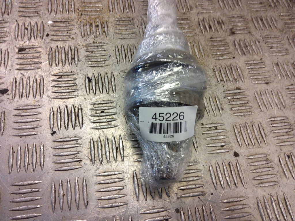 Приводной вал задняя задний  сторона правая smart fortwo 2 a4513570601 Цена