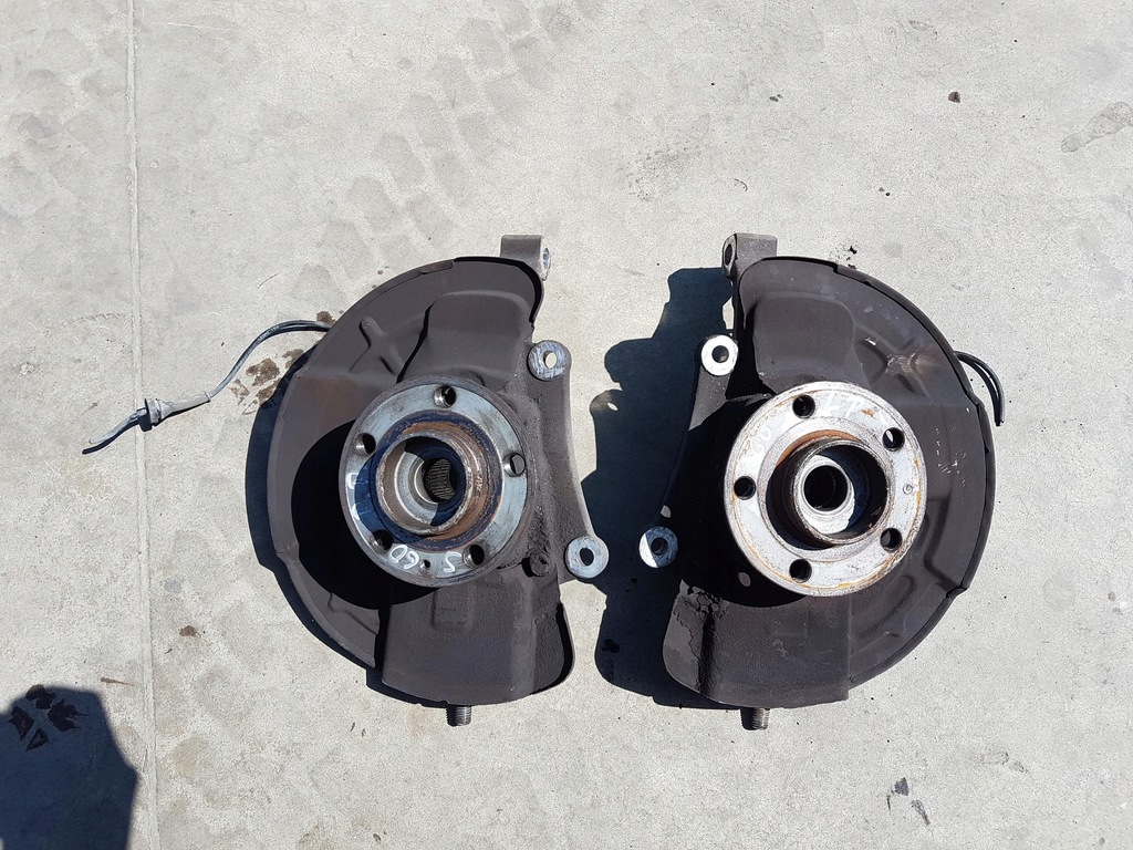 фото №1, Поворотный кулак ступица колеса левый перед volvo s60 2003 volvo