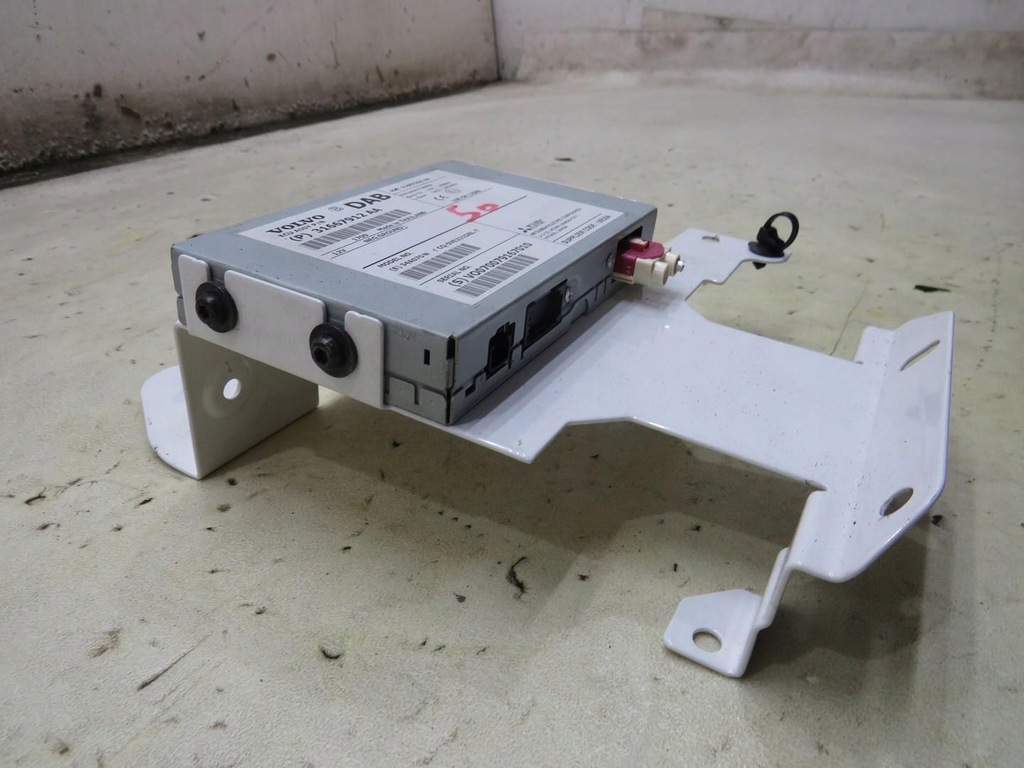 фото №1, Модуль dab volvo v40 ii 2.0 d4 31667912aa