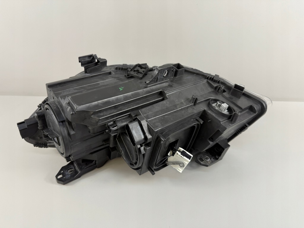 Mercedes cla w117 117 лампа лампи bi ксенон ils led права оригінальна поворотна Ціна