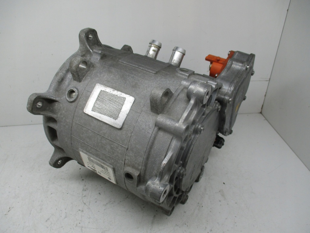 Fiat 500e 500 e 13-19 двигатель электрический 0437507504 68086263 Цена