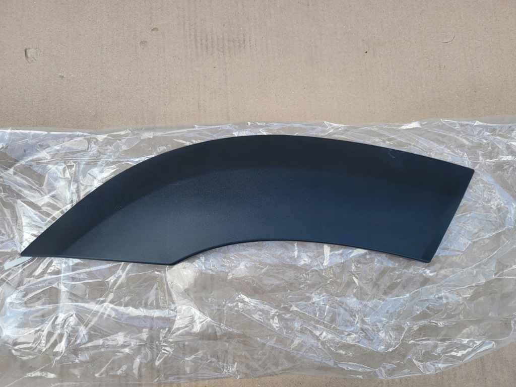 фото №1, Land rover defender ii l663 молдинг дверь задняя правая nowa оригинал!