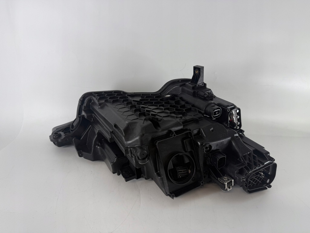 фото №13, Audi q8 e-tron e tron full led matrix digital light лампа левая правая