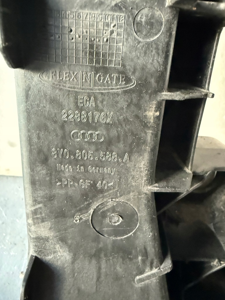 Audi a3 2020- усилитель ремень радиатор перед передний 8y0805588a Доставка