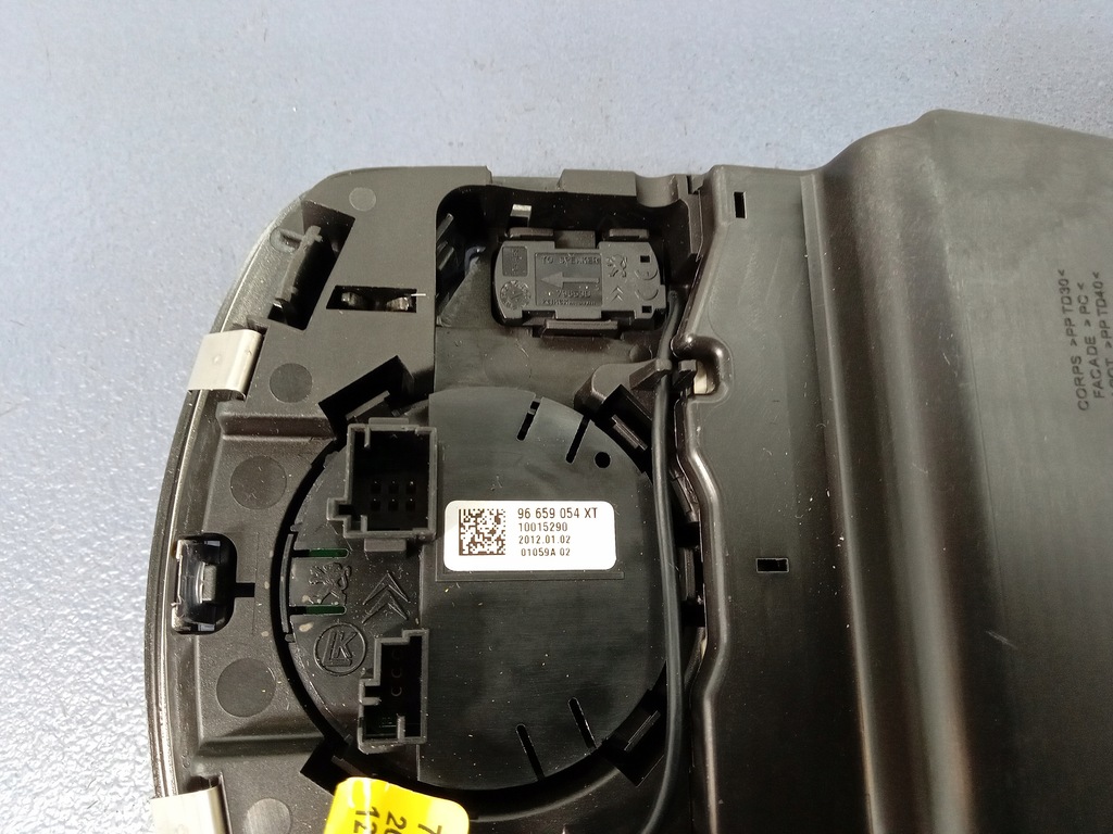 фото №9, Peugeot 508 i лампа потолочный перед 96659054xt