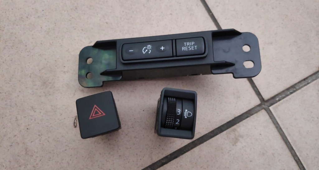 фото №1, Кнопка вимикач підсвітка nissan micra k14