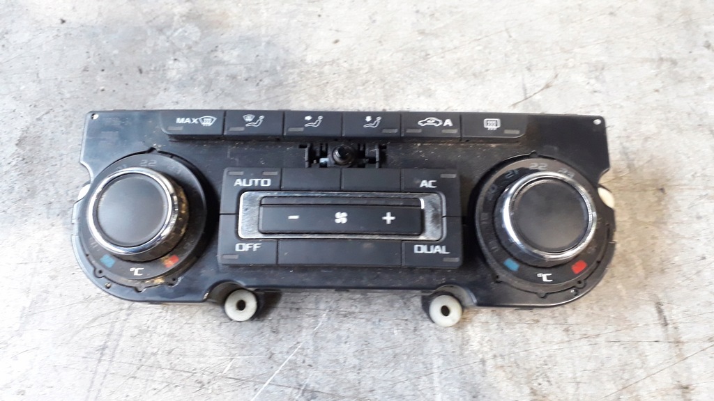 фото №1, Панель nawiewyu 3t0907044ar skoda octavia ii lift