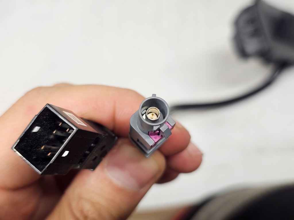 фото №13, Audi a5 ii камера заднего вида кнопка микровыключатель открывания крышки 8w8827566d