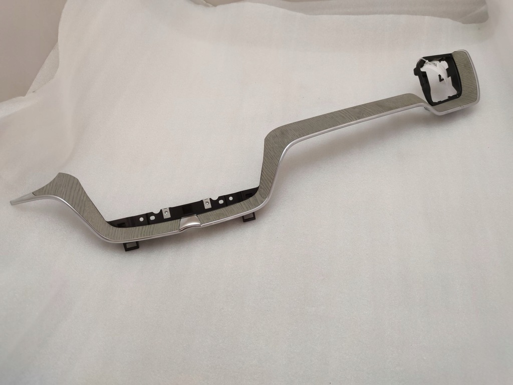 фото №6, Volvo xc60 рамка бардачка панели приборной панели