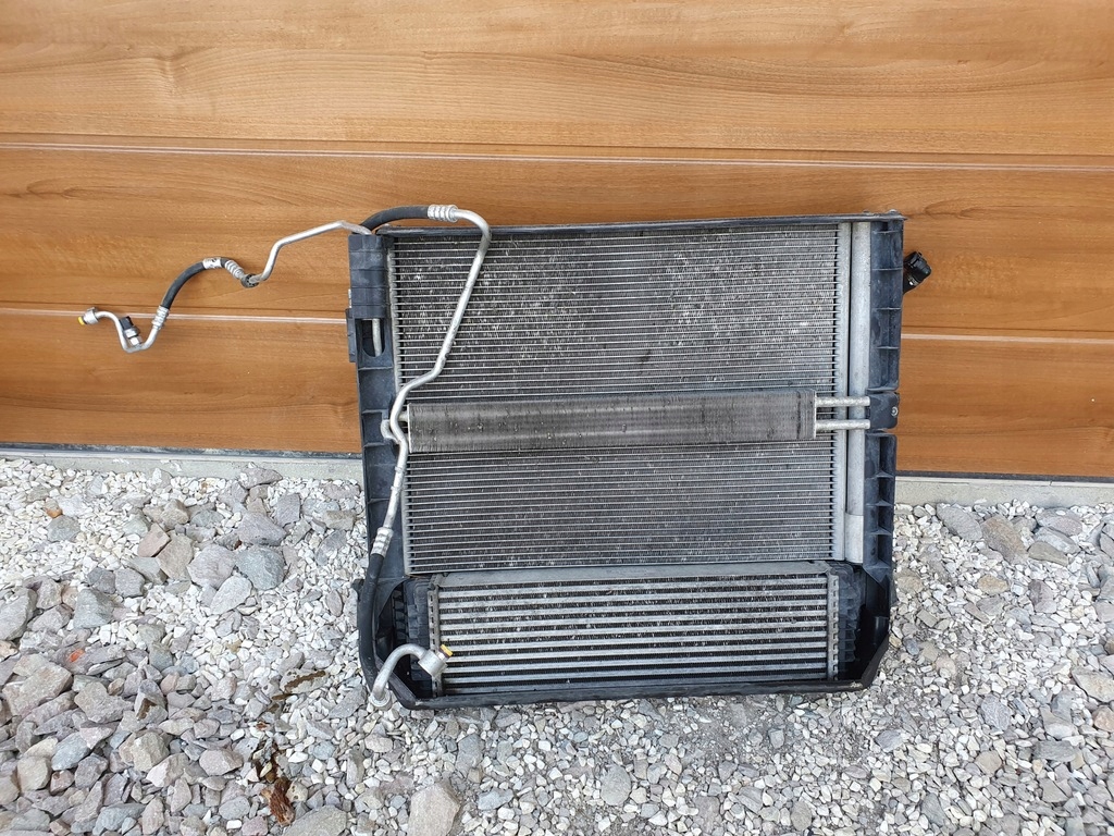 фото №1, Радиатор вентилятор bmw x6 e71 4.0d