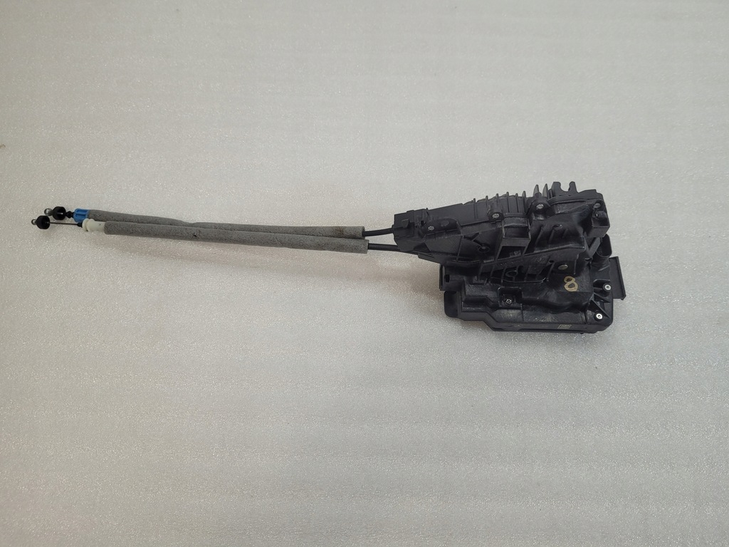 фото №1, Замок двері правий перед mercedes w223 a2230030809