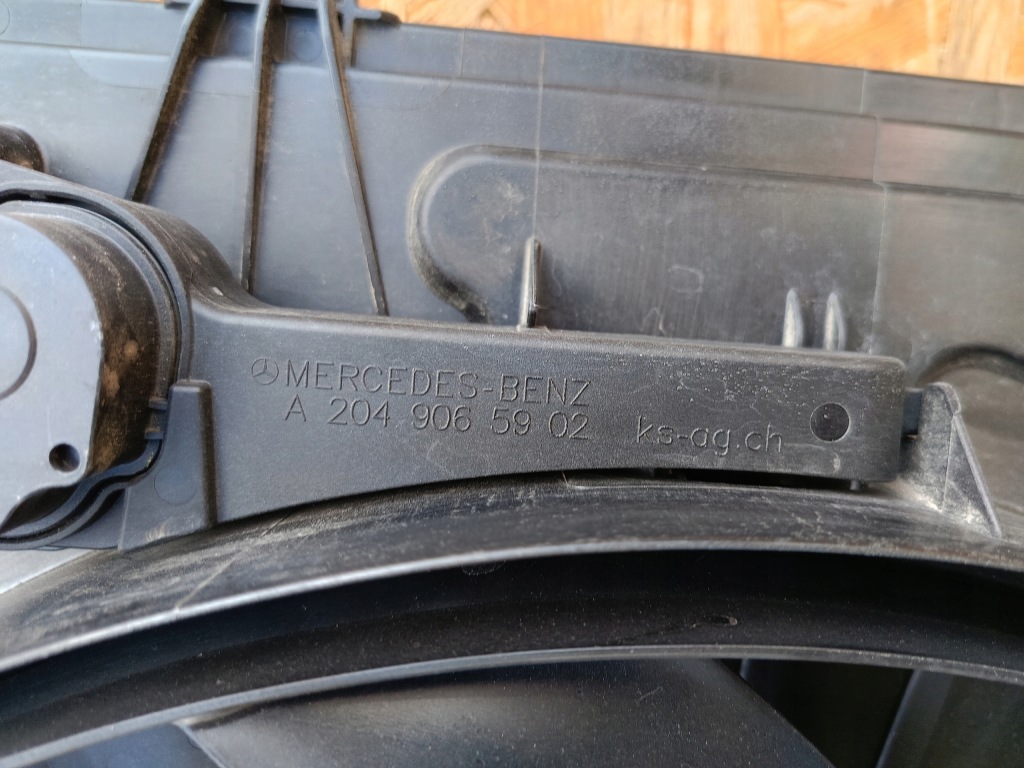 фото №12, Mercedes glc x253 15- вентилятор вентилятор радіатора демонтаж a0995052100