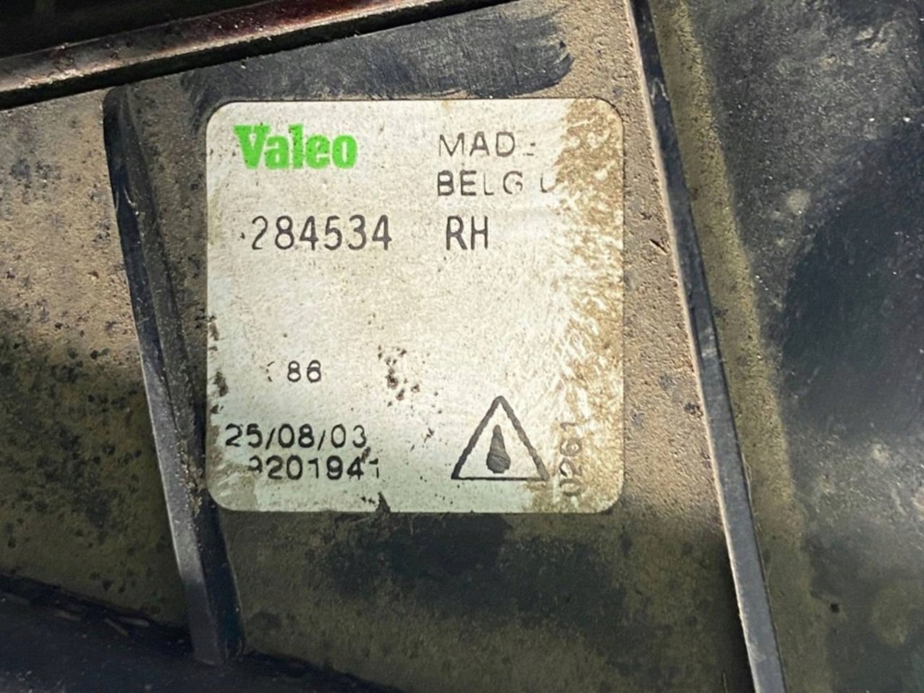 Протитуманна фара saab 9-5 284534 Ціна