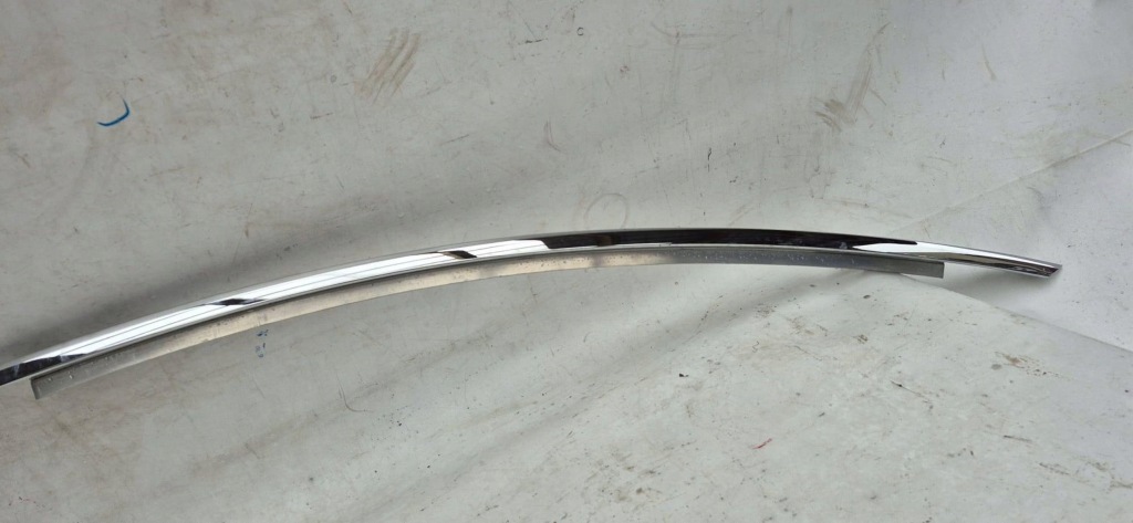 Tesla s рестайлінг  16- молдинг дахова права хром правий Недорого