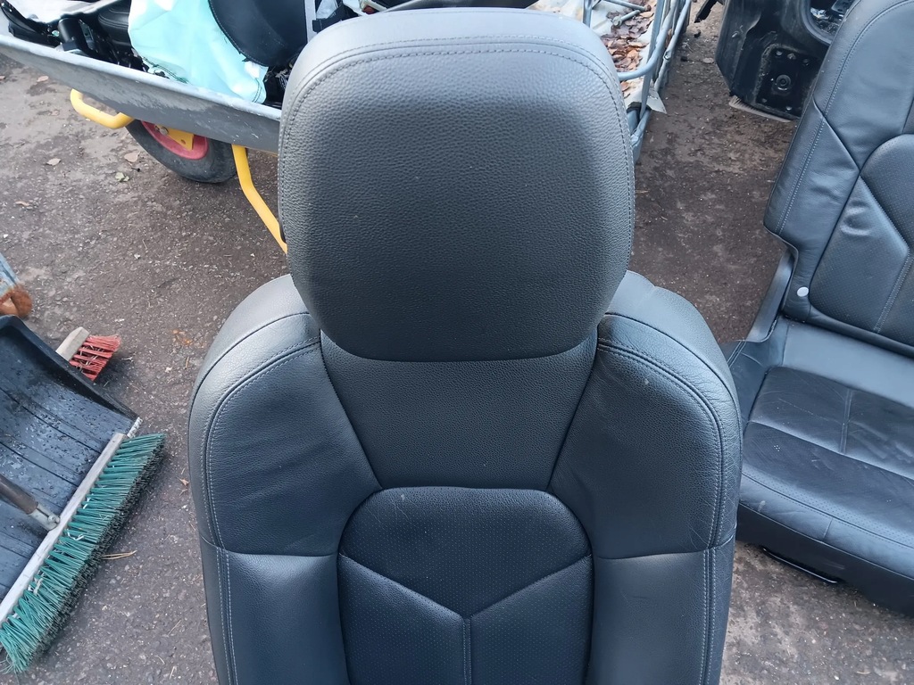 фото №8, Porsche cayenne 92a 7p5886102 сиденья, сиденье