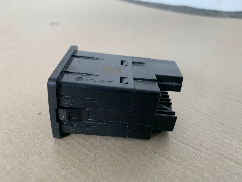 фото №3, Ford mustang mach-e rwd роз'єм port usb оригінал