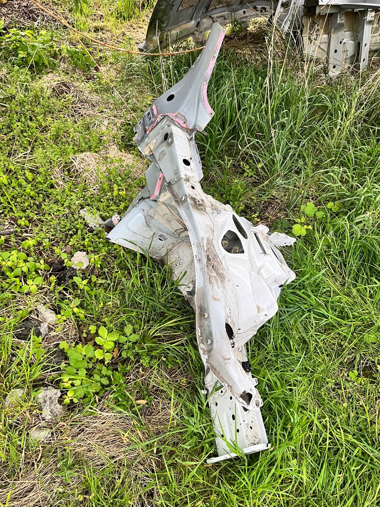 фото №1, Audi a6 c8 лонжерон подкрылок четверть перед левая правая