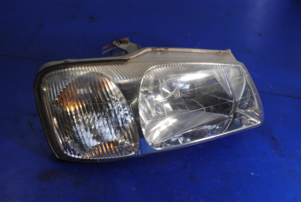 фото №2, Hyundai accent фара правий